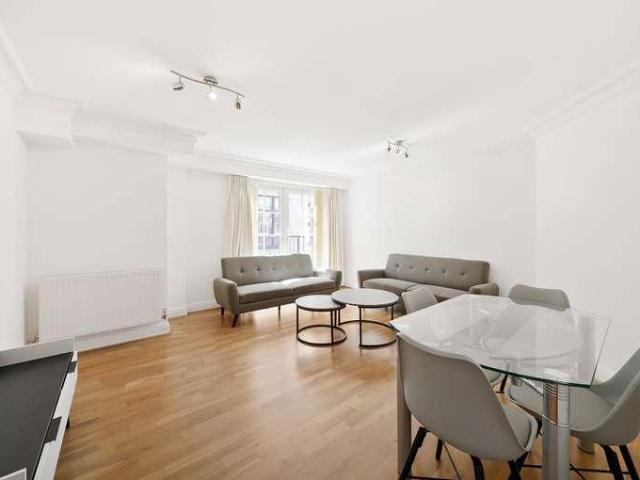 Apartment for rent in Marylebone, Greater London