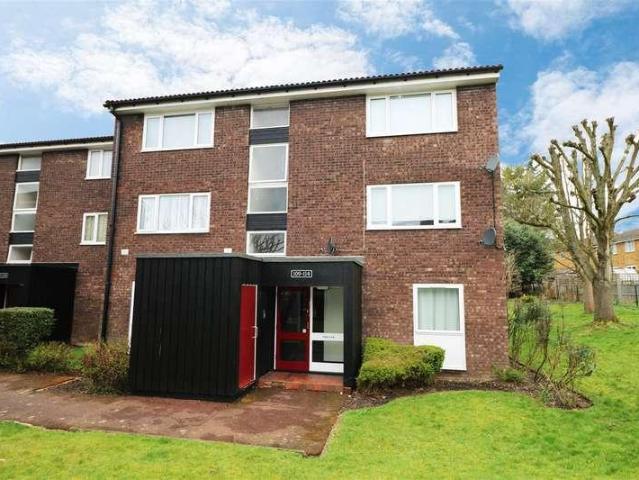 Apartment for rent in London Borough of Croydon, Shirley