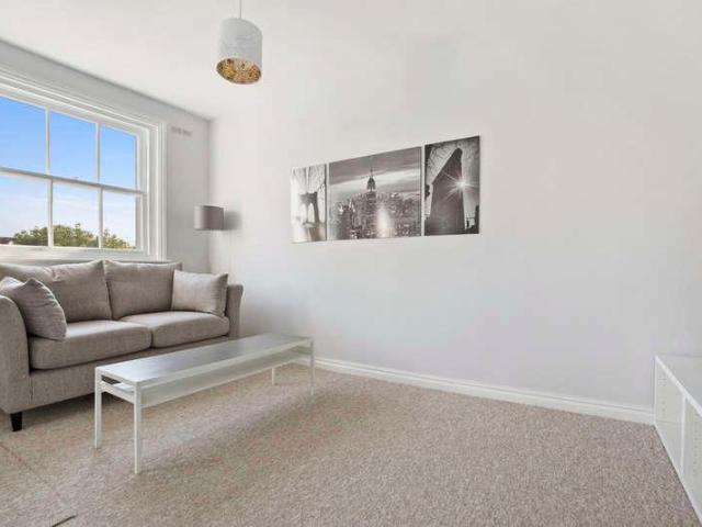 Apartment for rent in Old Kent Road, Greater London