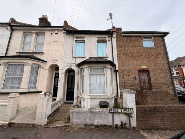 Apartment for rent in Bourne Vale, Kent