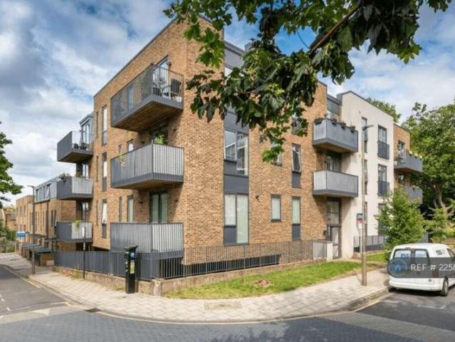 Apartment for rent in Clapham Junction, Greater London