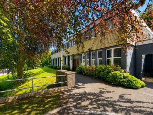 Apartment for rent in Hall Drive Park, Alsager