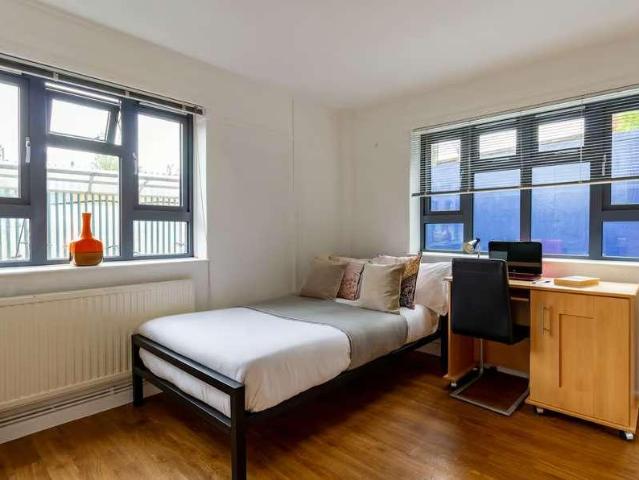 Apartment for rent in Covent Garden, Victoria
