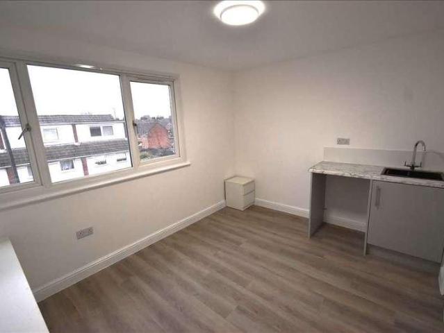 Apartment for rent in New Town, Monks Orchard
