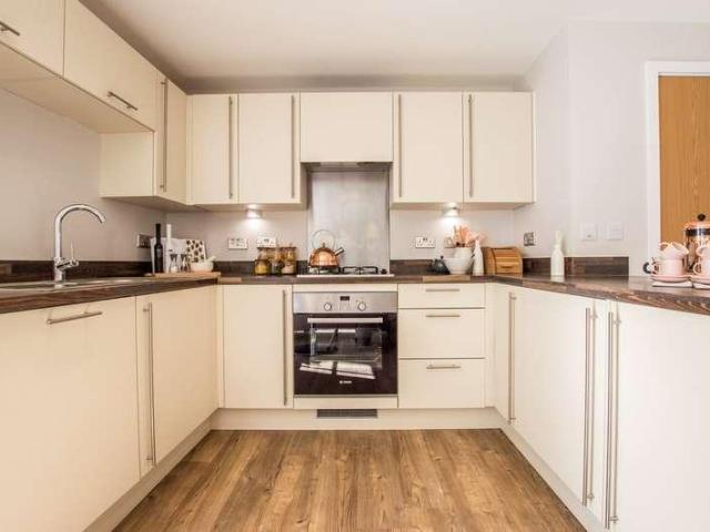 House for rent in Ewens Farm, Golden Valley