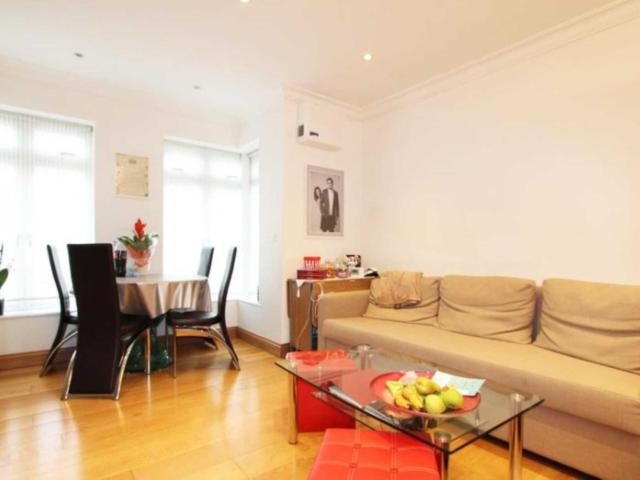 Apartment for rent in Golders Green, Greater London