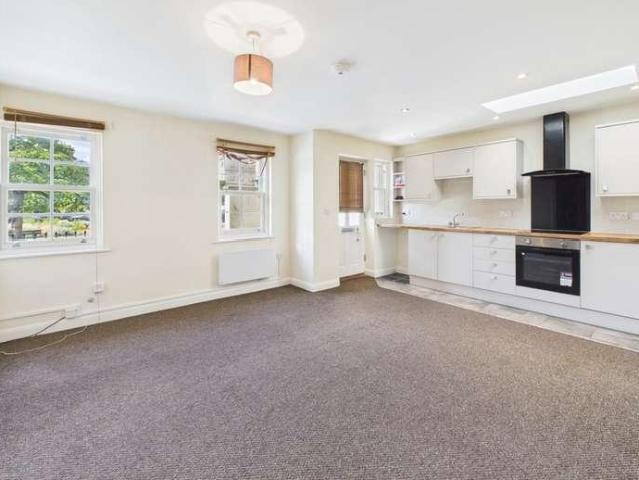 Apartment for rent in Ewens Farm, Golden Valley