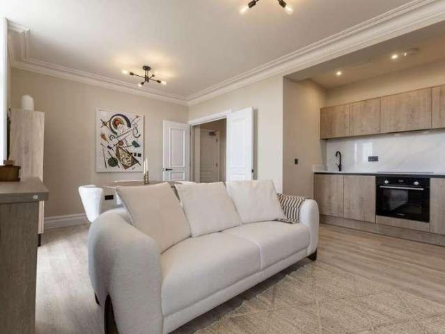 Apartment for rent in East Cliff, Acol