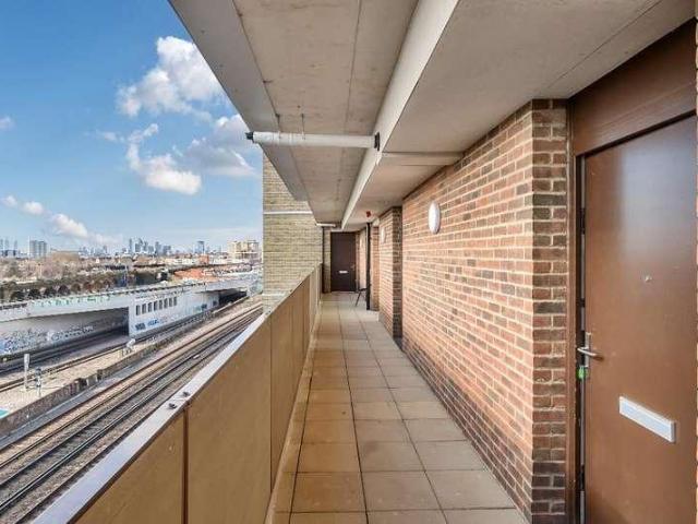 Apartment for rent in London Borough of Lewisham, Greater London