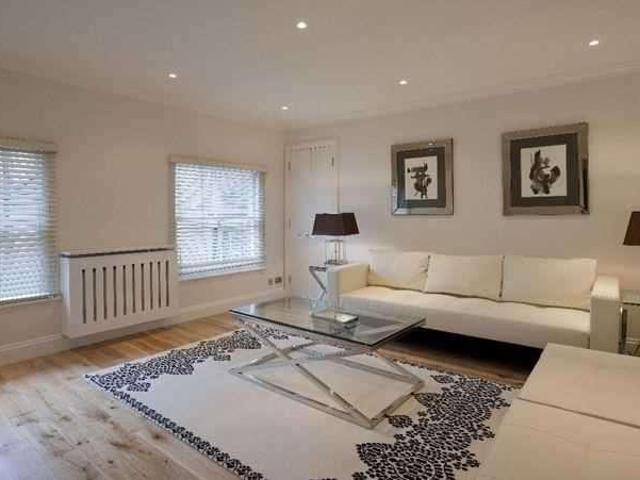 Apartment for rent in Covent Garden, Victoria