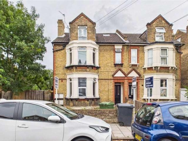 Apartment for rent in Streatham, Greater London