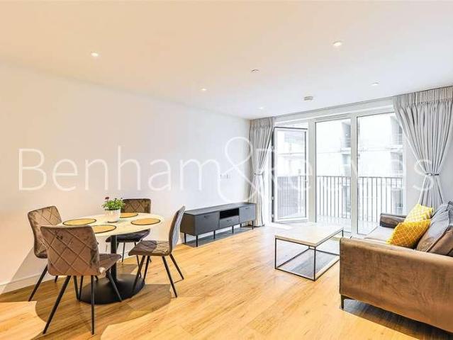 House for rent in London Borough of Ealing, Greater London