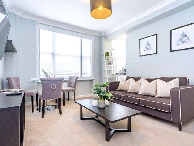 Apartment for rent in Covent Garden, Victoria