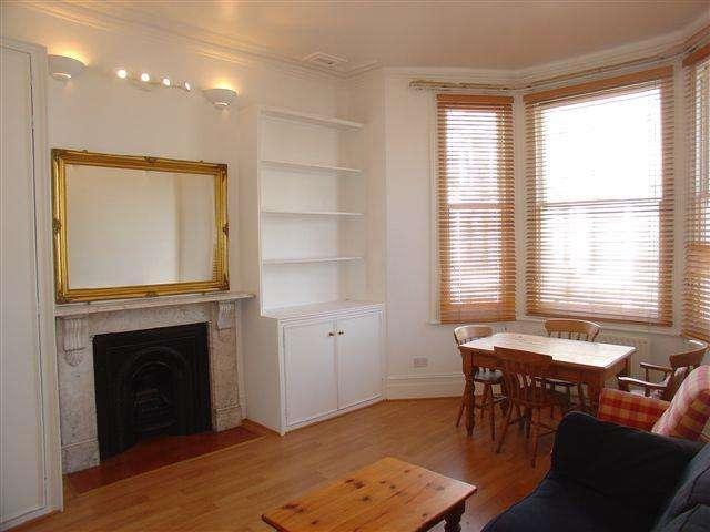 Apartment for rent in West Kensington, Greater London