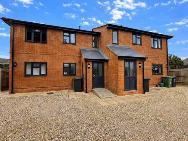 Apartment for rent in Westborough, Surrey