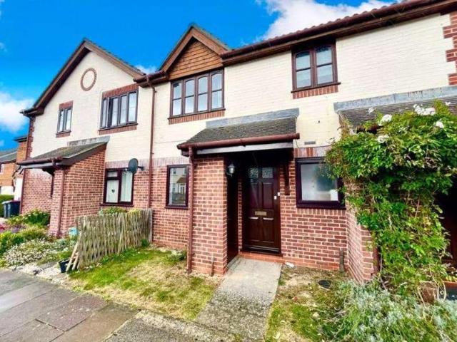 Apartment for rent in Southend City Centre Neighbourhood, Alton Barnes