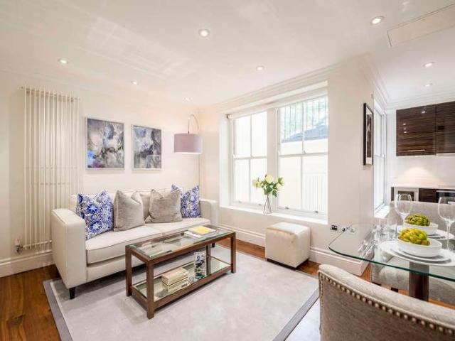 Apartment for rent in Bayswater, Greater London