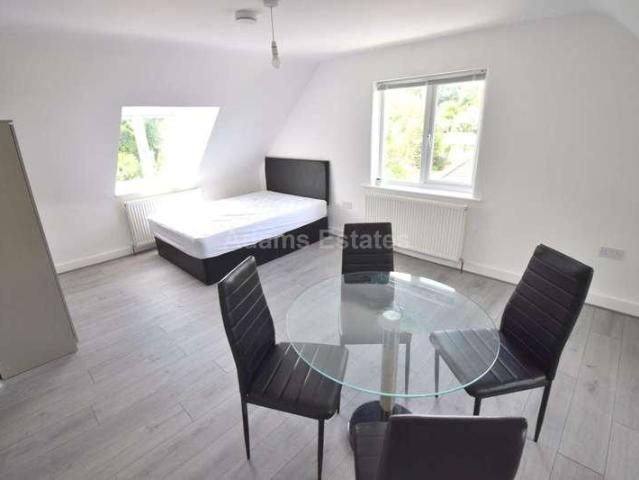 Apartment for rent in Reading