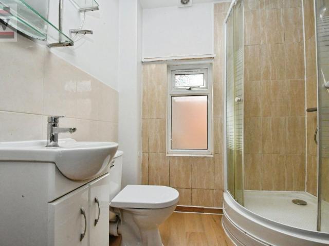 Apartment for rent in London Borough of Hounslow, Spring Grove