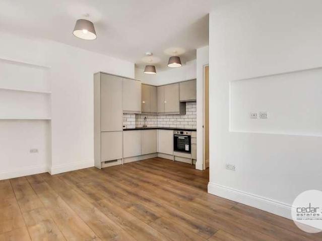 Apartment for rent in South Hampstead, Greater London