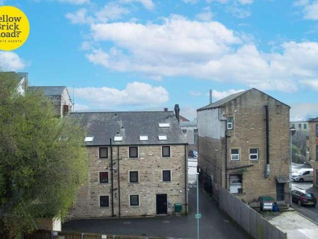 Apartment for rent in Highfields, Huddersfield