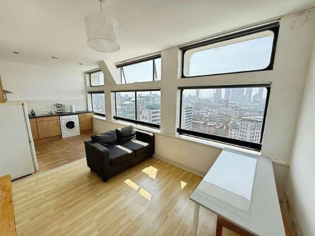 Apartment for rent in City Centre, Salford