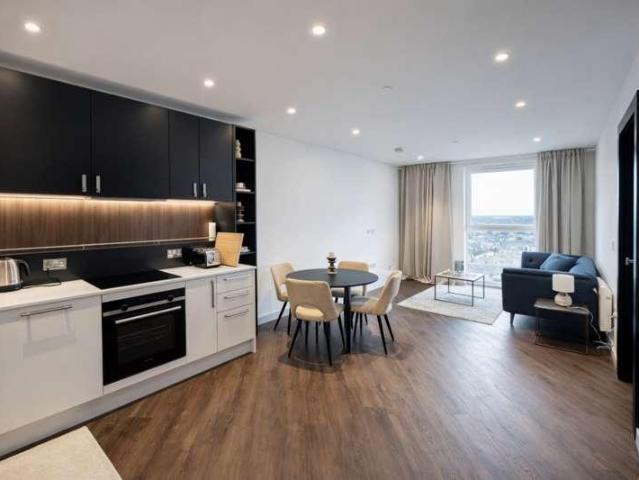 Apartment for rent in Lower Halliford, Surrey