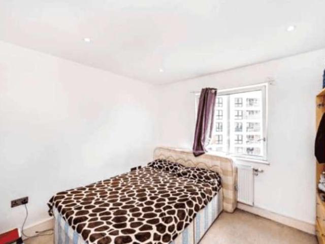 Apartment for rent in Lane, Greater London