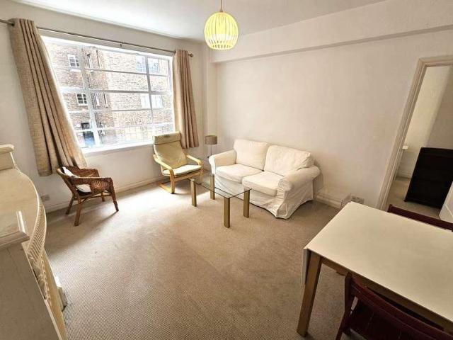 Apartment for rent in Hammersmith, Greater London