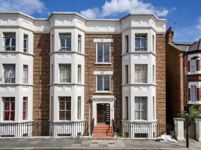 Apartment for rent in Shepherd's Bush, Greater London