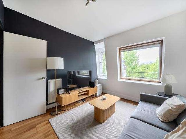 Apartment for rent in Kensal Town, Greater London