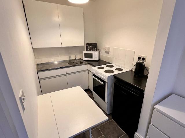 Apartment for rent in Pendlebury, Salford