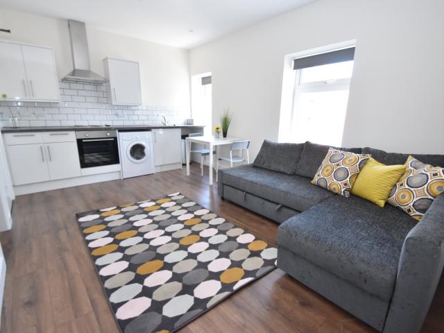 Apartment for rent in Falcon Lodge, Wales
