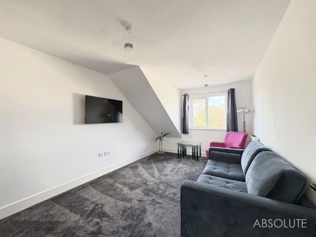 Apartment for rent in Three Beaches, Livermead