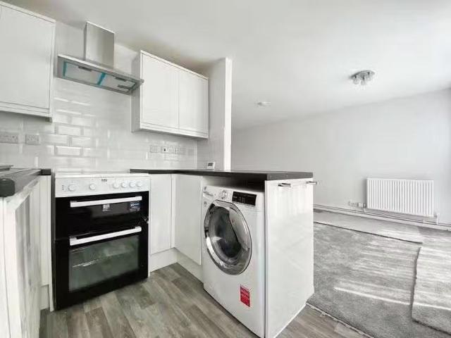 Apartment for rent in Freshwater, New Town