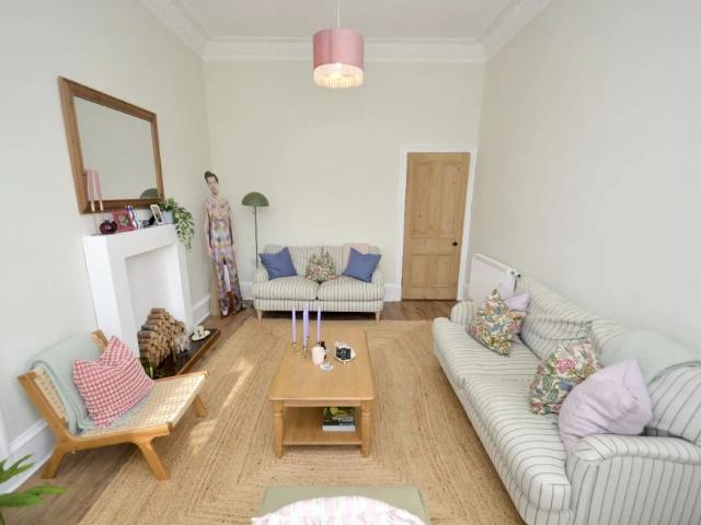 Apartment for rent in New Cathcart, Glasgow