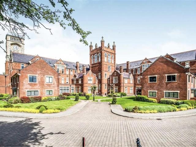 Apartment for rent in Connaught Park, Bushey