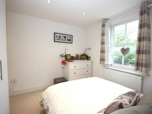 Apartment for rent in East Sheen, Greater London