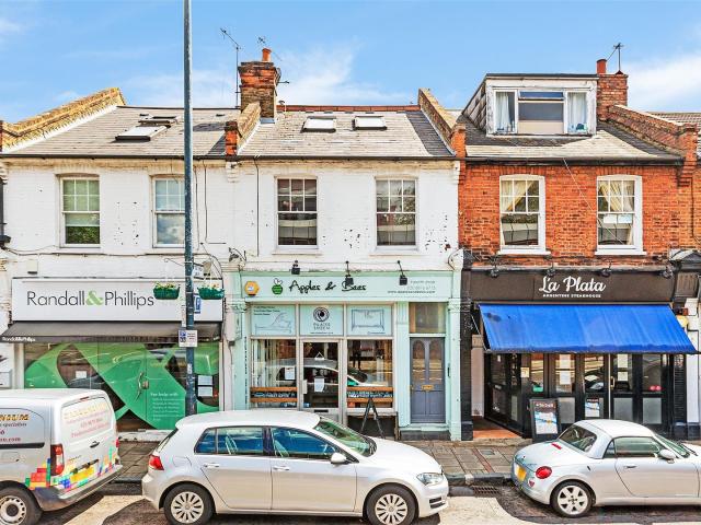 Apartment for rent in East Sheen, Greater London