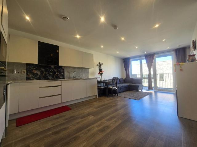 Apartment for rent in Watford Rural, Batchworth