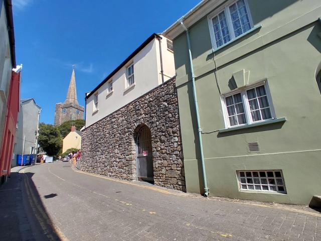 Apartment for rent in Tenby, Wales