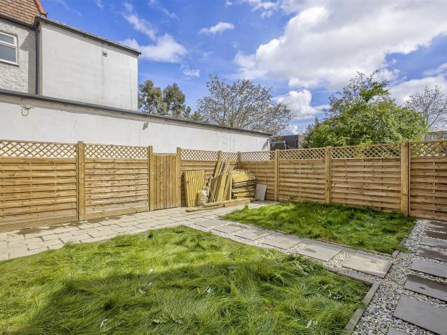 Apartment for rent in East Sheen, Greater London