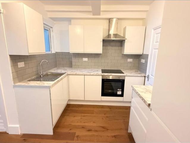 Apartment for rent in Upper Tooting, Greater London