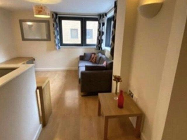 Apartment for rent in Holbeck, West Yorkshire