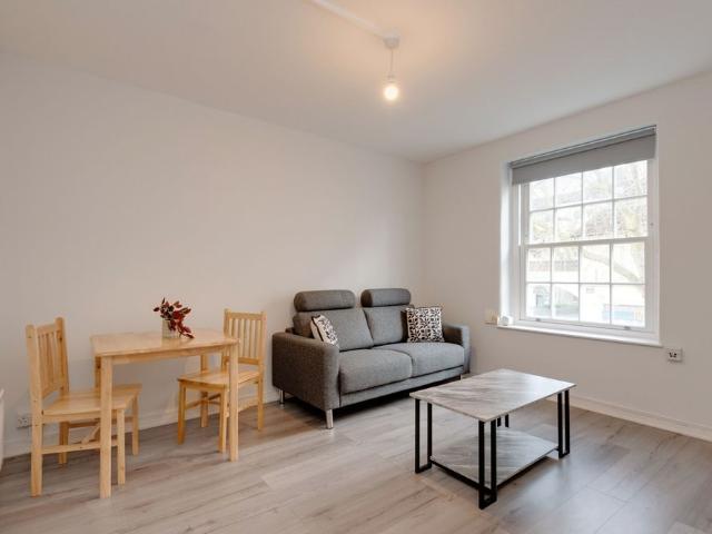 Apartment for rent in Chalk Farm, Greater London