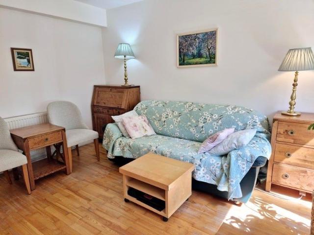 Apartment for rent in St. John's Wood, Isle Of Man