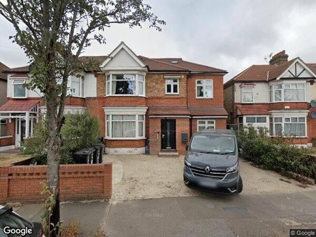 Apartment for rent in Gants Hill, Greater London