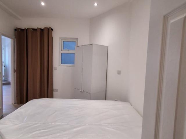 Apartment for rent in Earlsfield, Greater London