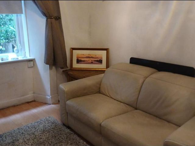 Apartment for rent in Stenhouse, Scotland