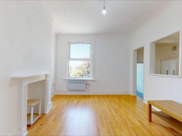 Apartment for rent in London Borough of Lambeth, Greater London